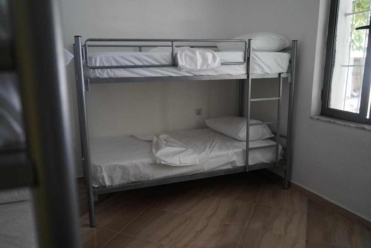 Hostel Tradita Tironse