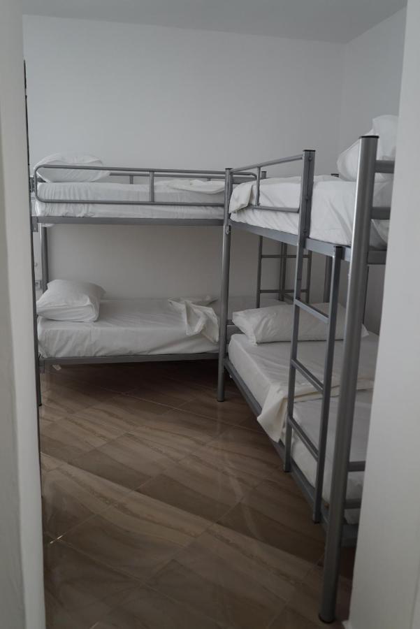 Auberge de jeunesse Tradita Tironse Tirana